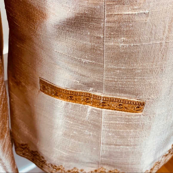 Silk blazer with ethnic design - Picture 3 of 8